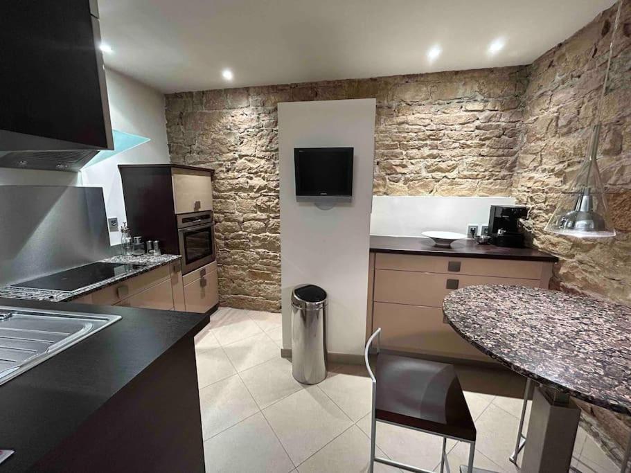 Le Merciere / Presqu'ile Hyper Centre Apartment Lyon