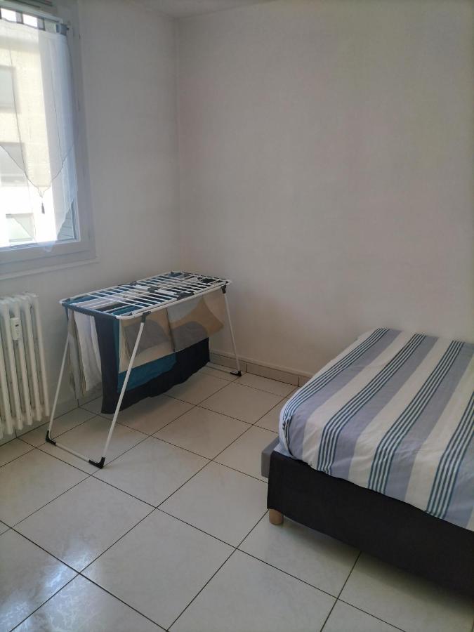 Apartment Joli Proche Metro *