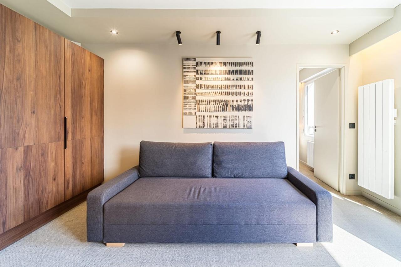 Escape In The Heart Of 4 People With Balcony Part-dieu Lyon