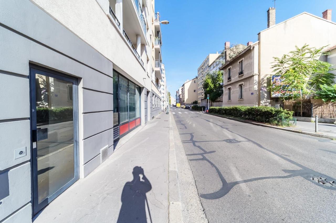 Escape In The Heart Of 4 People With Balcony Part-dieu *