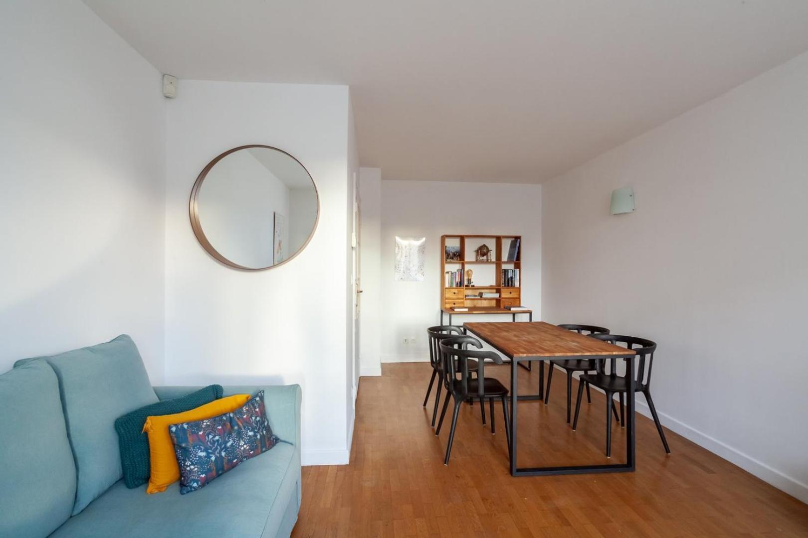Spacious 1br | Near City Center & Baby-friendly! *