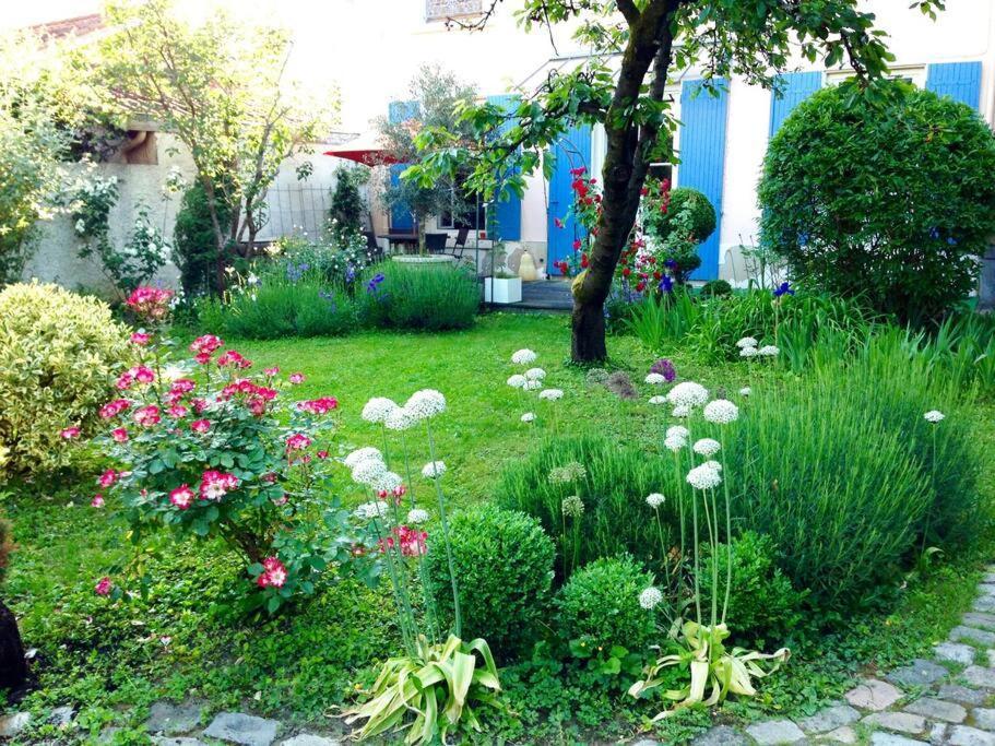 Un Jardin En - Parking Lyon