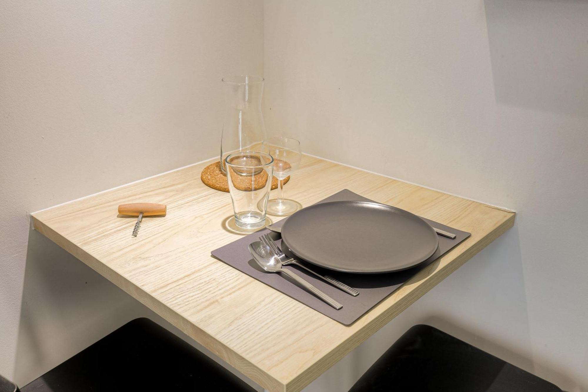Tiny-duplex Lyon