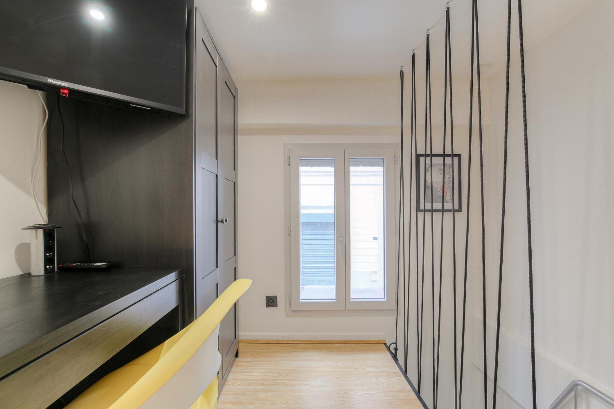 Tiny-duplex Lyon