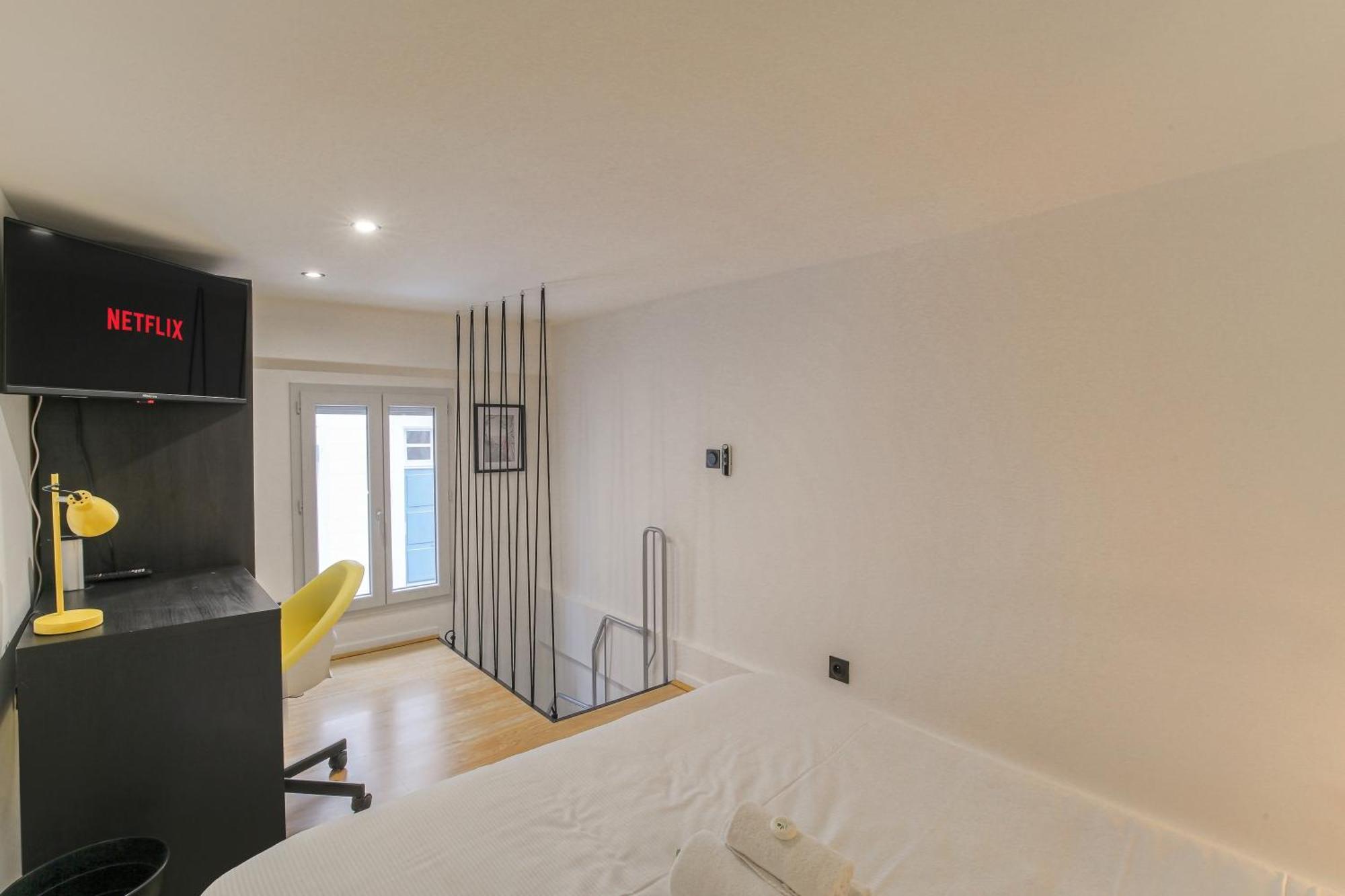 Tiny-duplex
