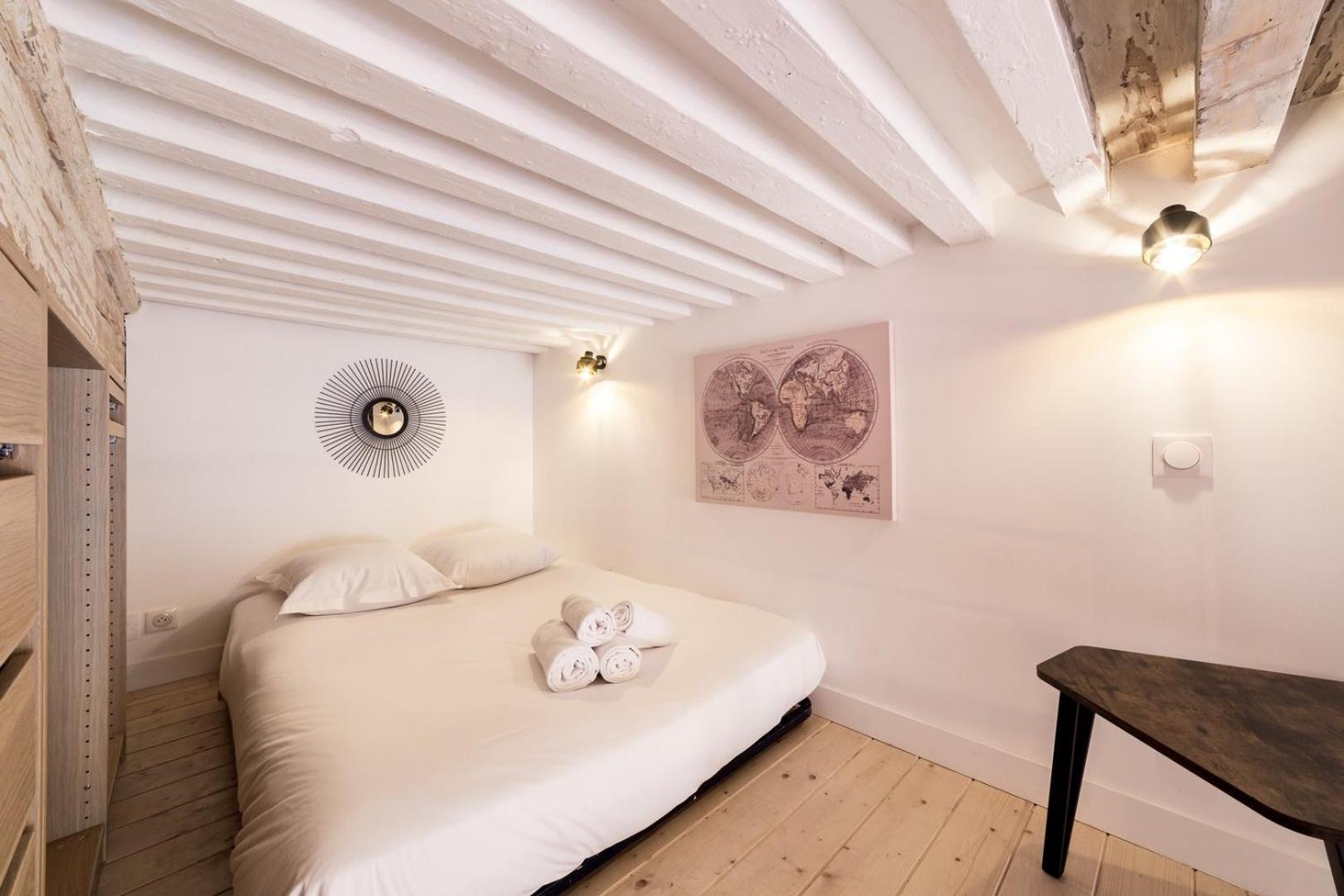 Apartment Duplex On The Slopes Of Croix-rousse Lyon