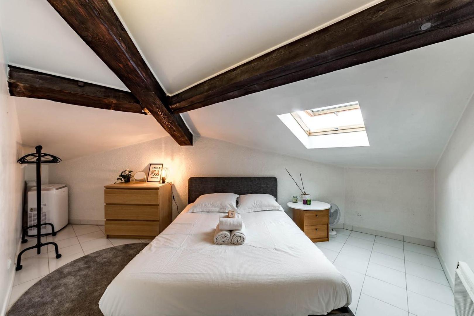 For 4 People With View Of Fourviere Ail