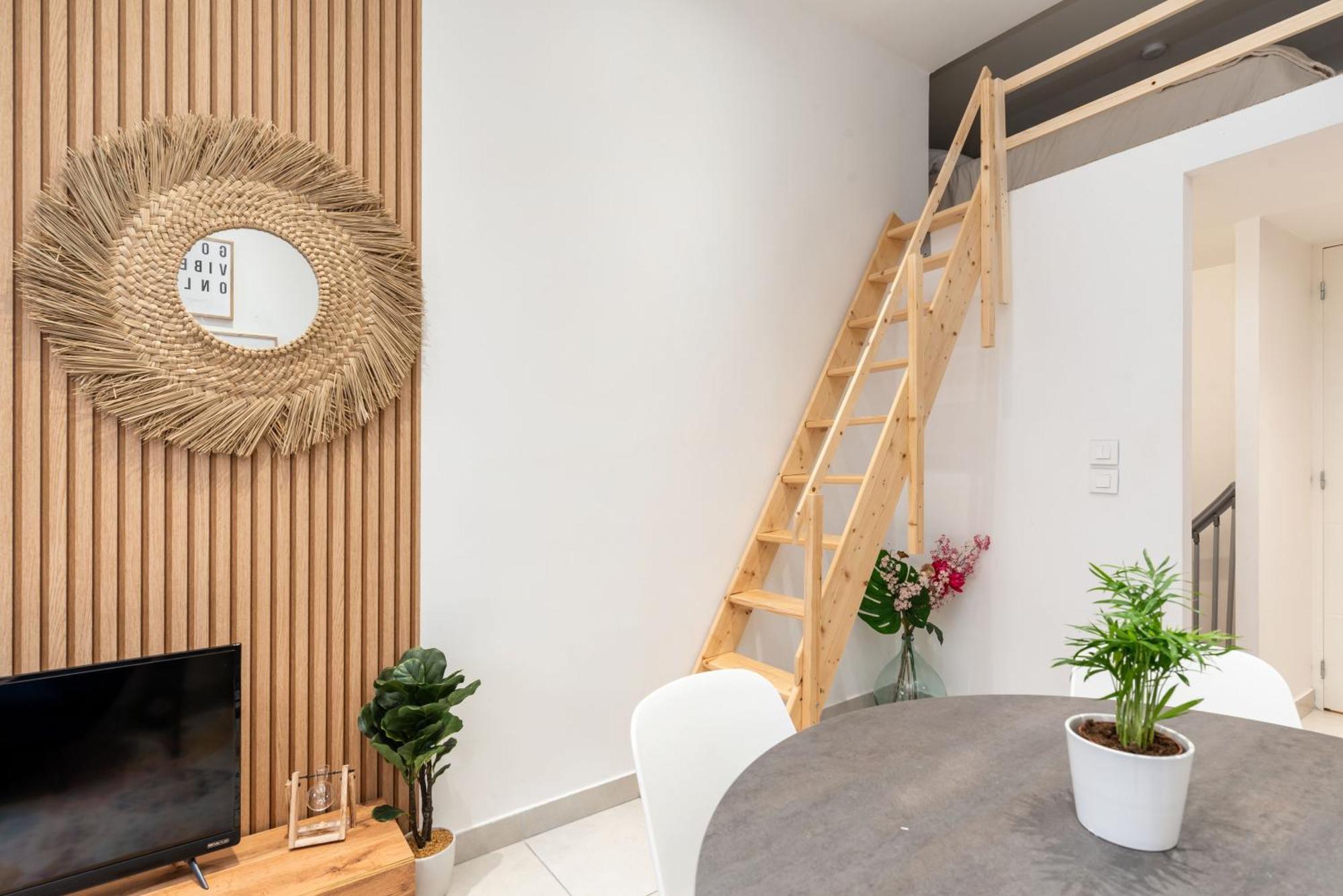 Apartment Le Cocon Traboule & *