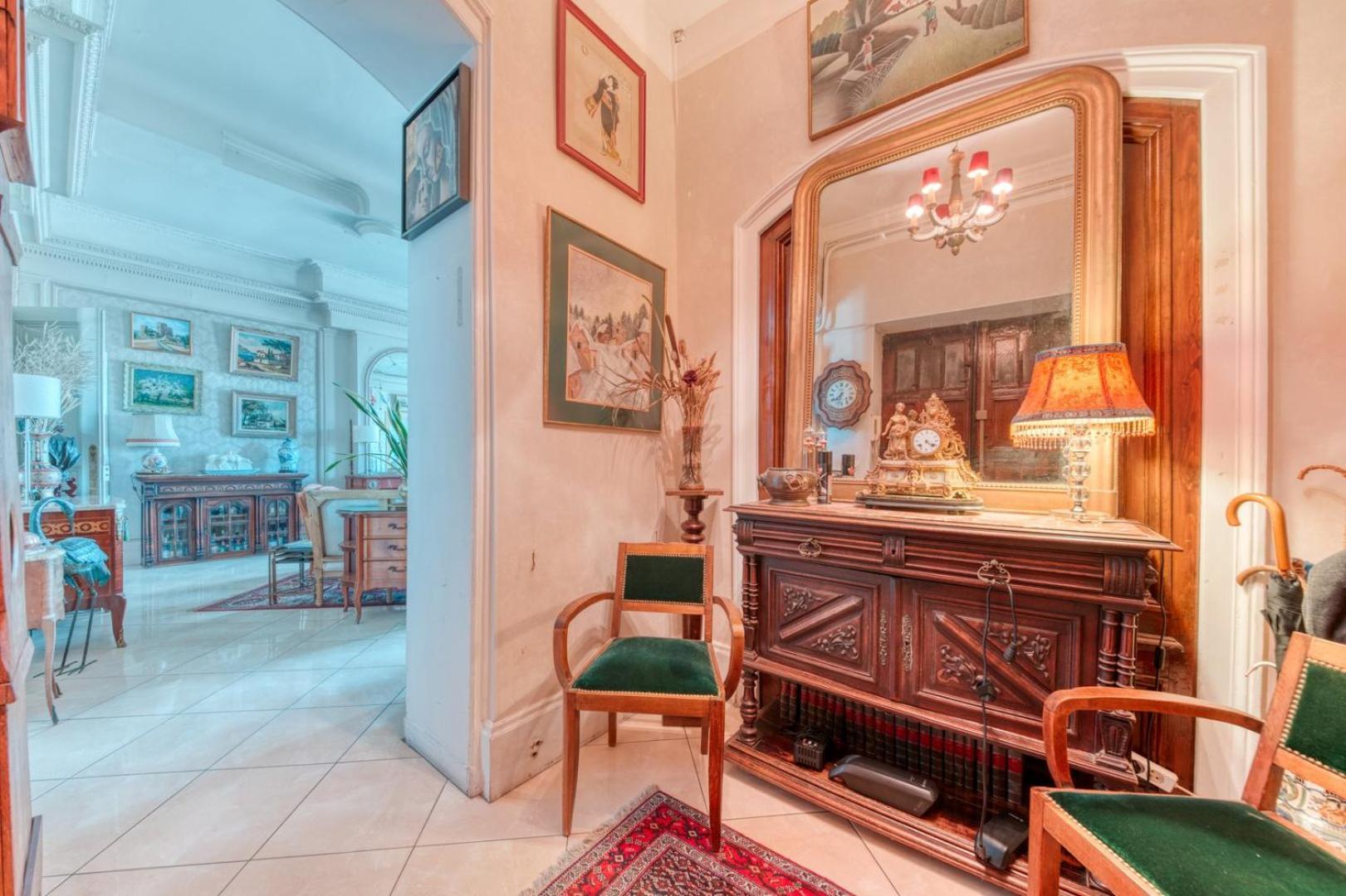 Guestready - Literary Retreat Amidst Antiques * Lyon