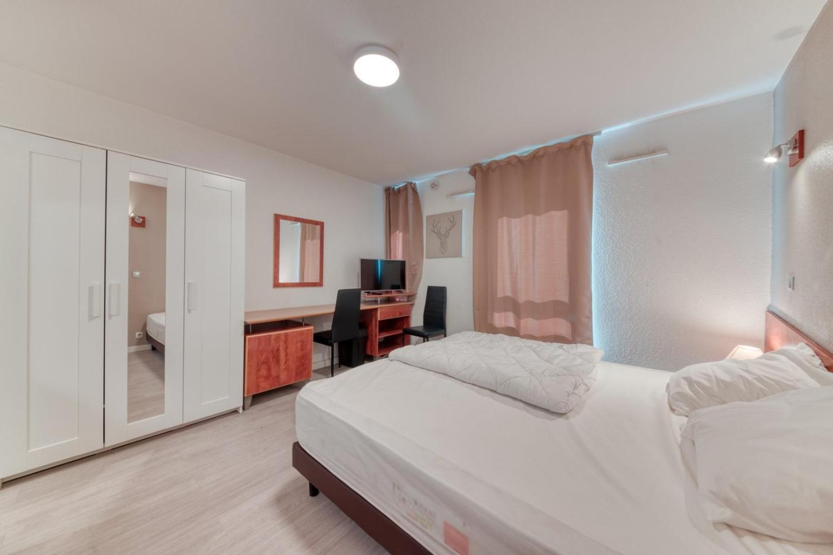 Studio Dans Hoteliere Part-dieu * Lyon