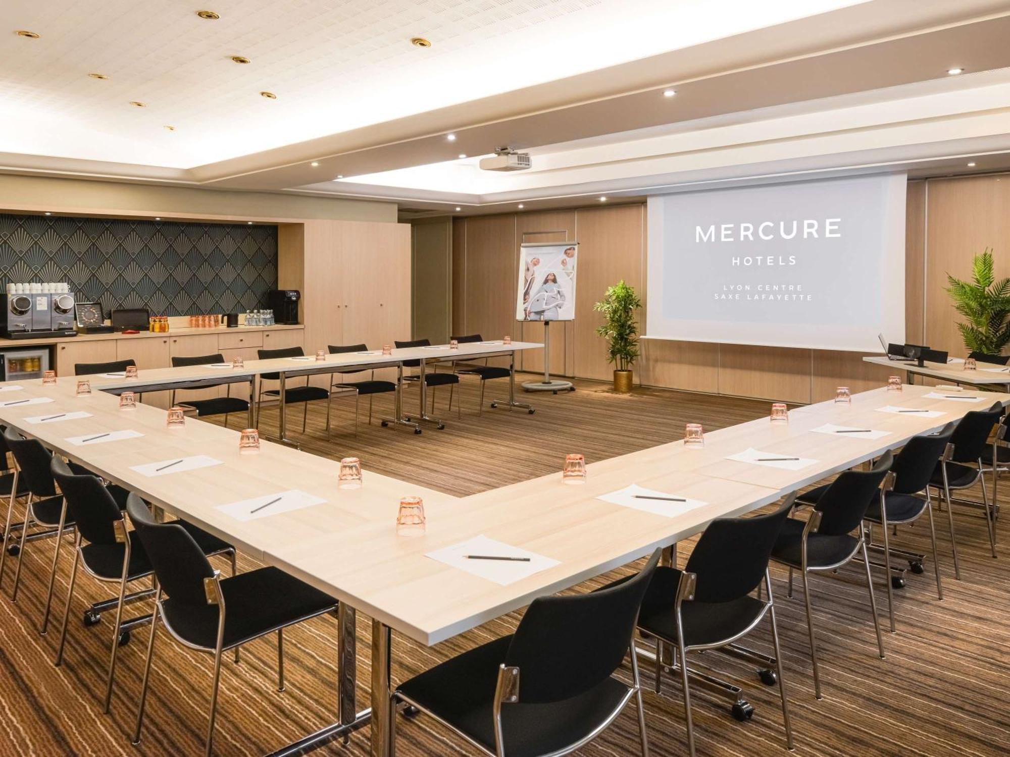 Mercure Centre Saxe Lafayette Hotel 4*