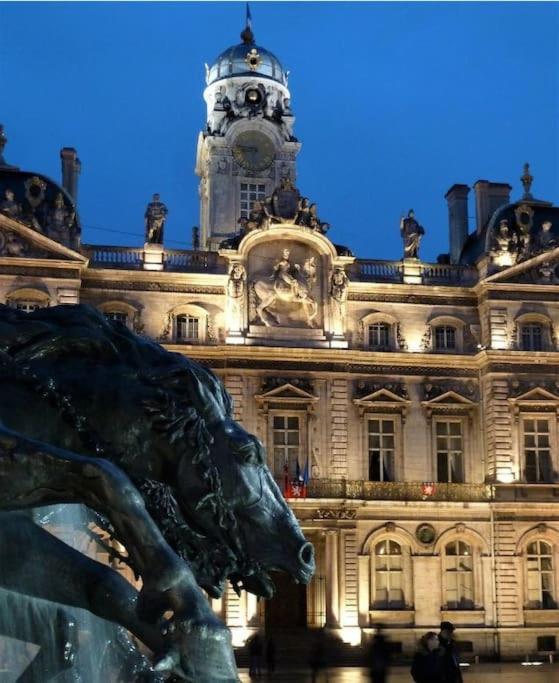 Le Secret, Climatise, Place Des Terreaux-lyon 1er Lyon