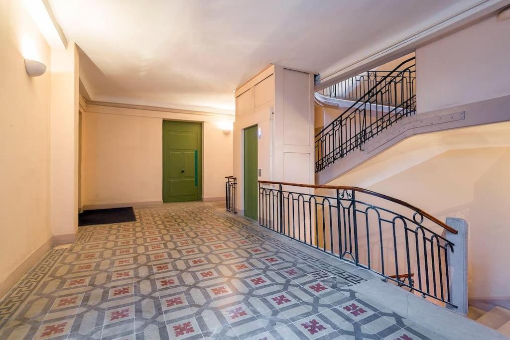 Le Secret, Climatise, Place Des Terreaux-lyon 1er *