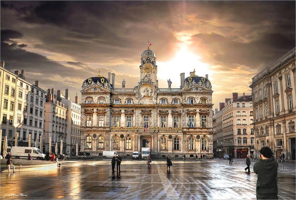 Le Secret, Climatise, Place Des Terreaux-lyon 1er Lyon