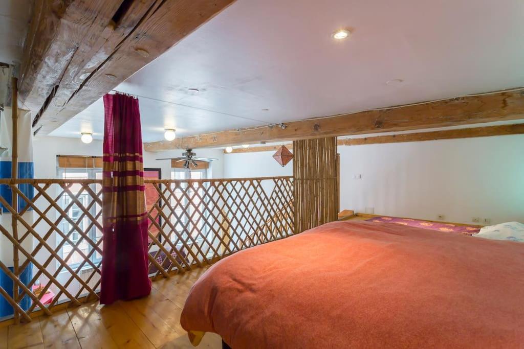 Beau Canut A Cote Du Gros Cailloux Appartement