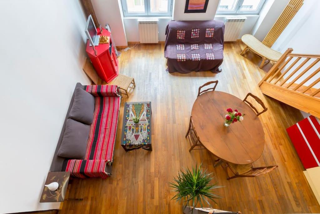 Appartement Beau Canut A Cote Du Gros Cailloux Lyon