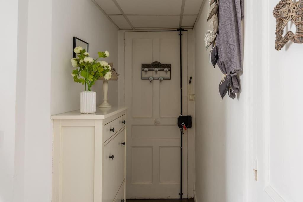 Moderne Et Calme Appartement