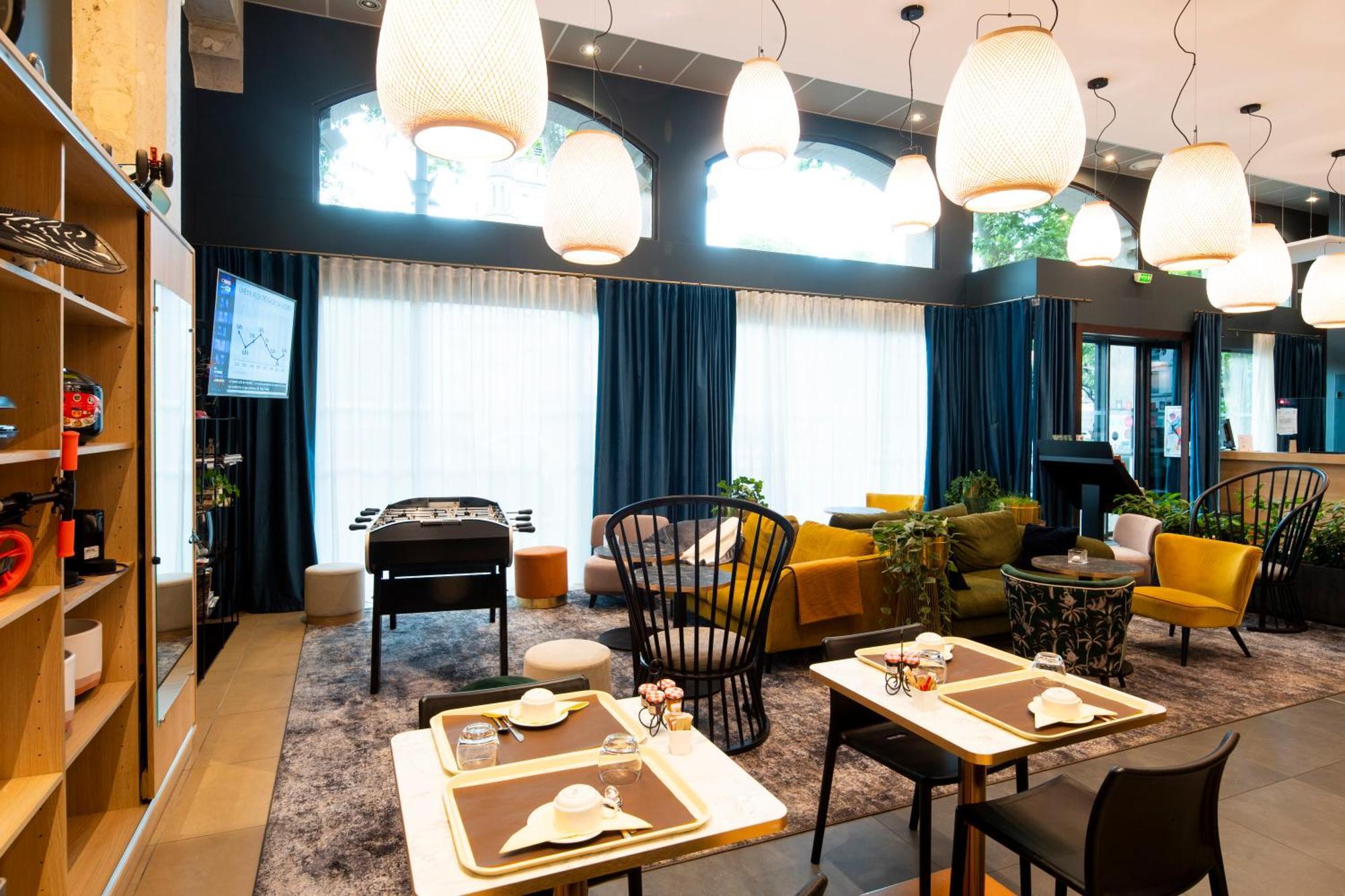 Aparthotel Adagio Patio Confluence 4*