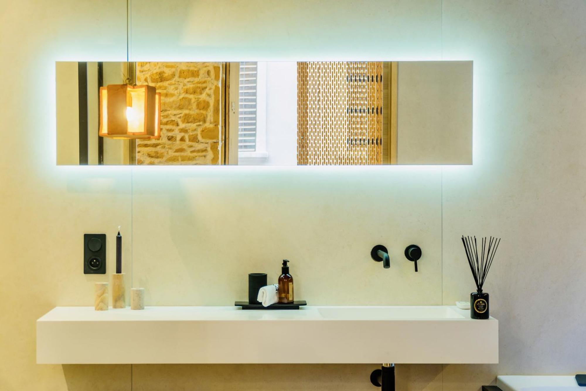 Apartment Host Le Lumiere Spa&cinéma Lyon
