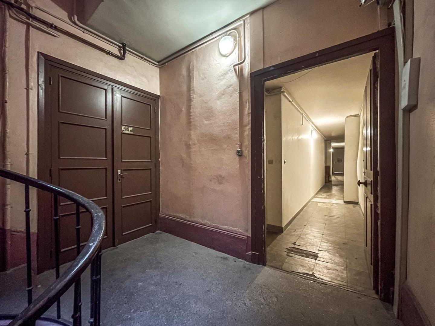 Le Du 6eme Appartement *