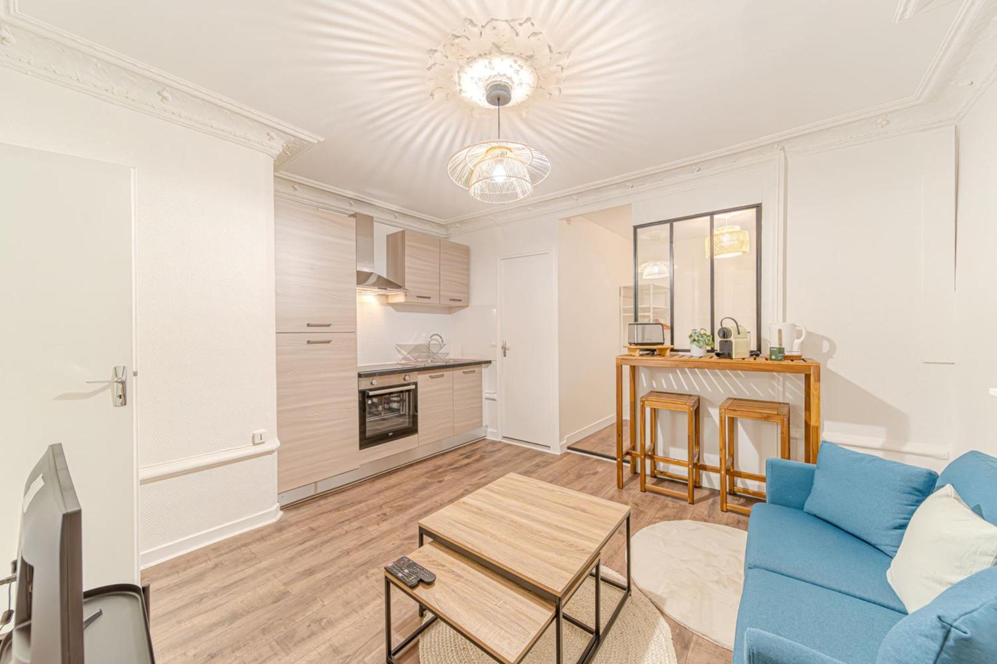 Rue Neuve Style And Practicality Cordeliers Apartment *