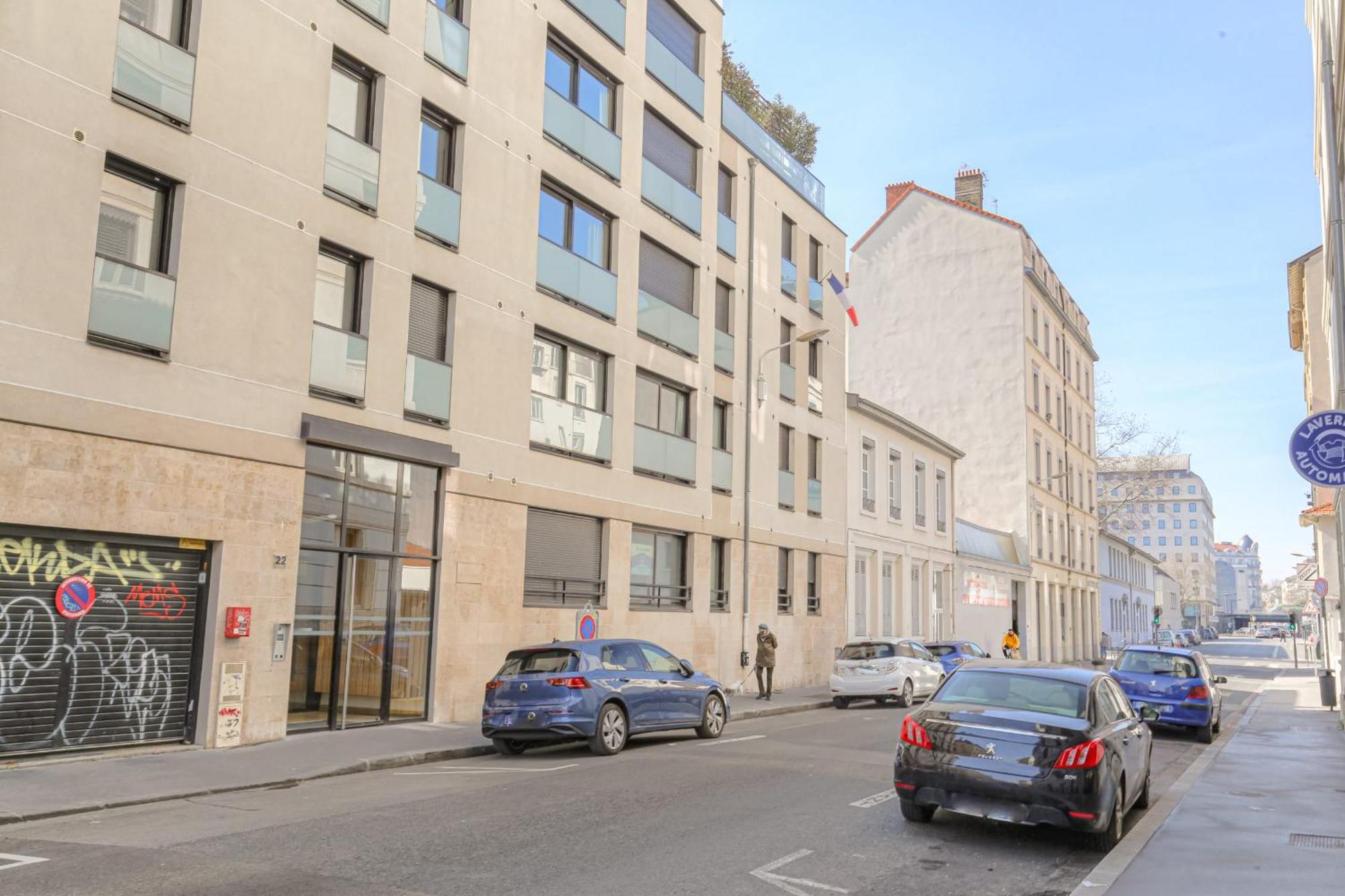 Apartment Cosy Avec Parking Proche Brotteaux *