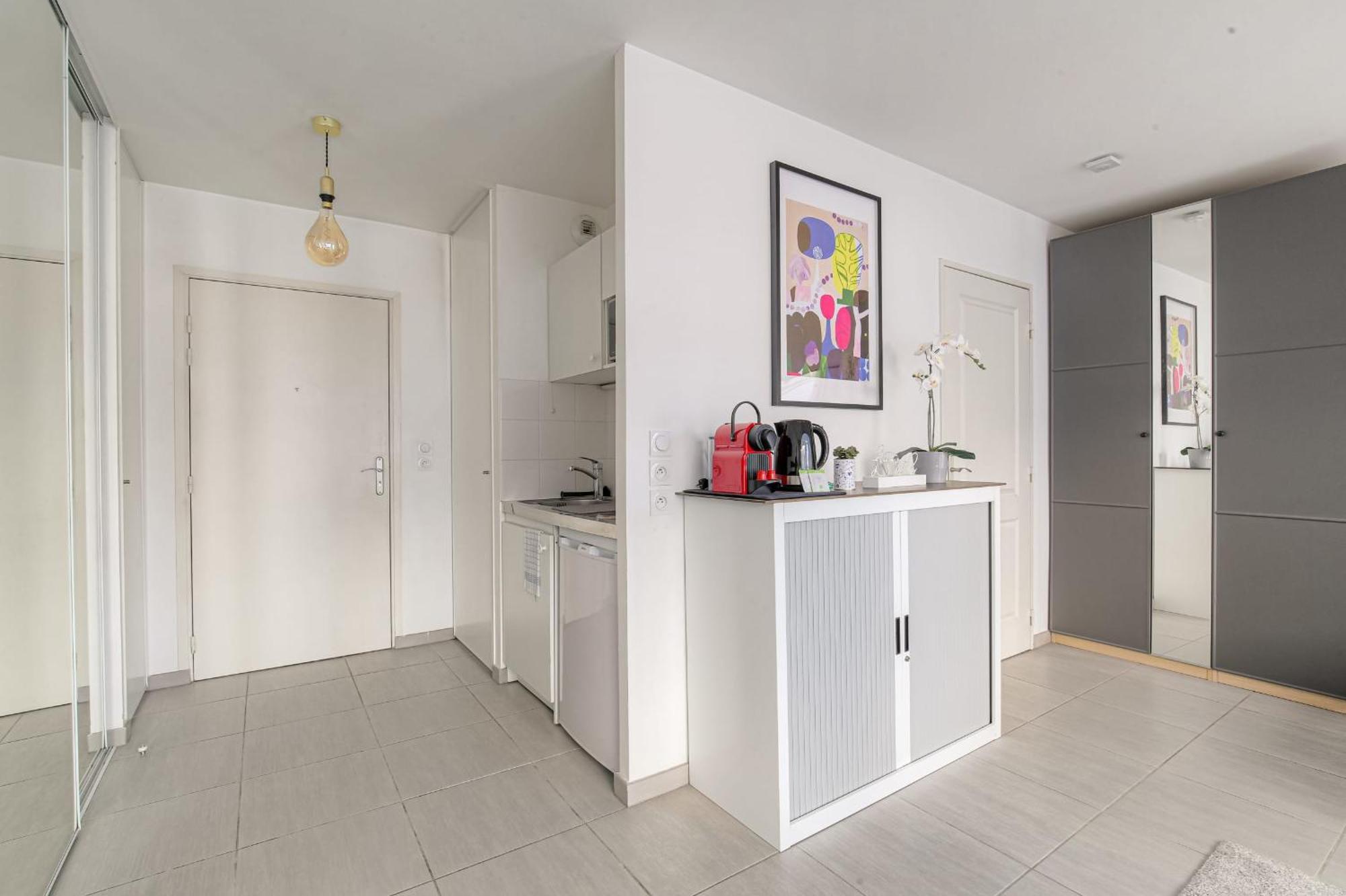 Apartment Cosy Avec Parking Proche Brotteaux *