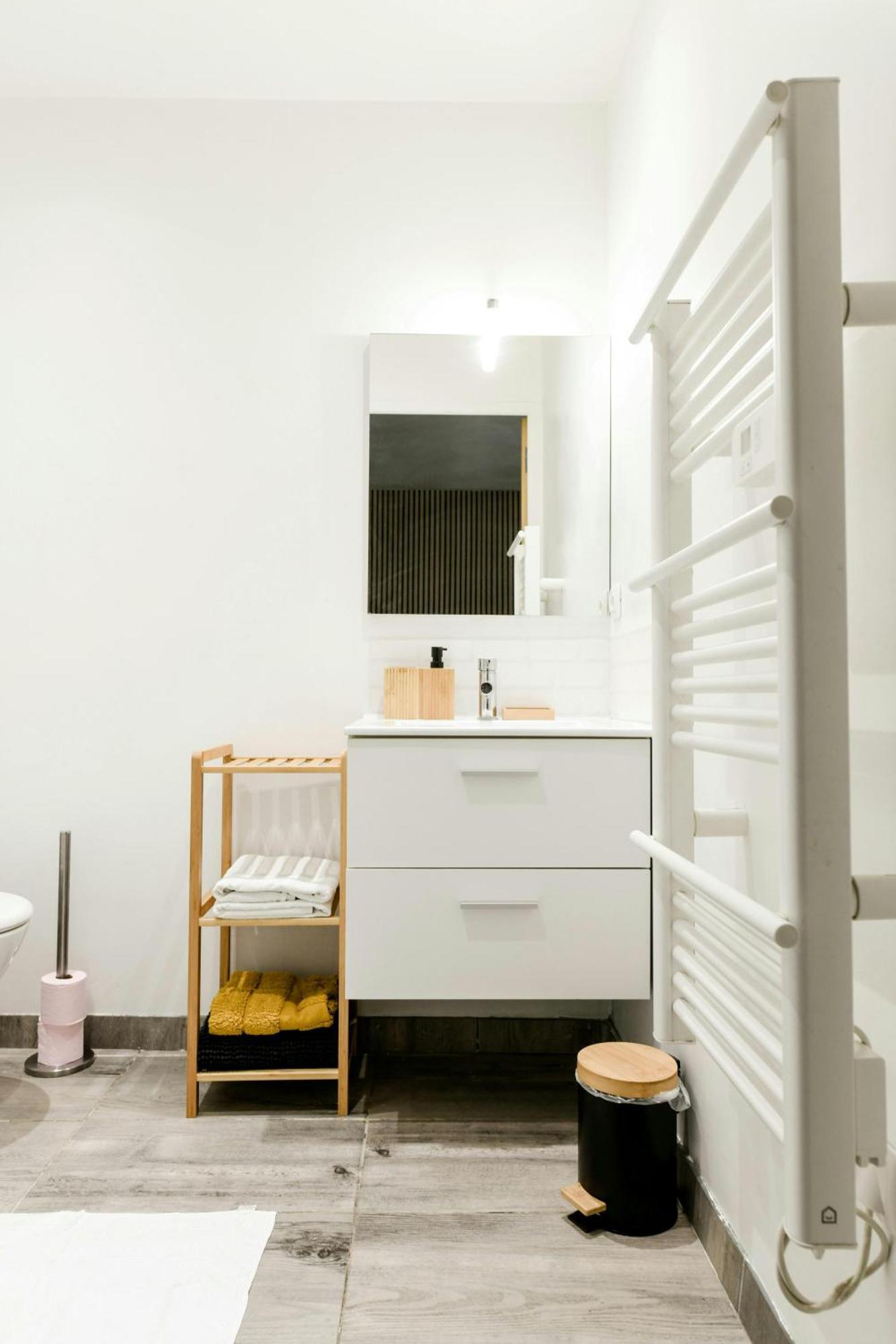 Cosy Business - Balcon Garage Ferme Lyon