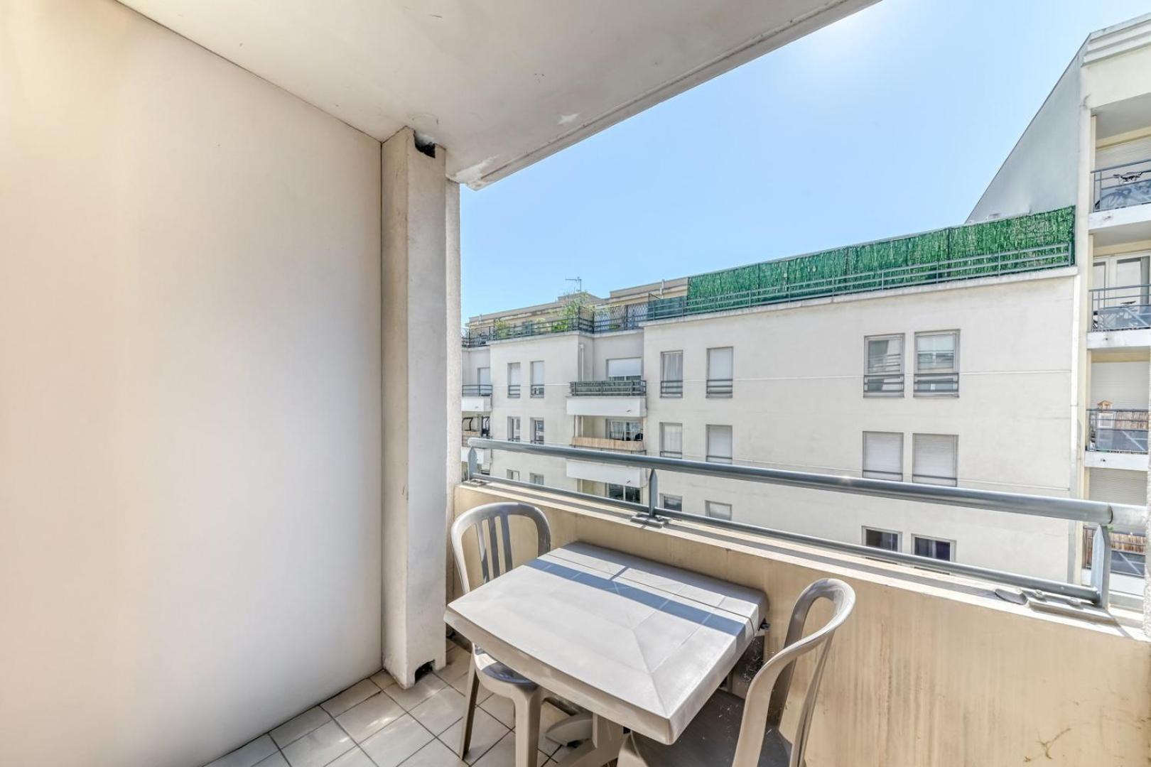 Guestready - Sleek & Sunny Comfort Near The Tram *