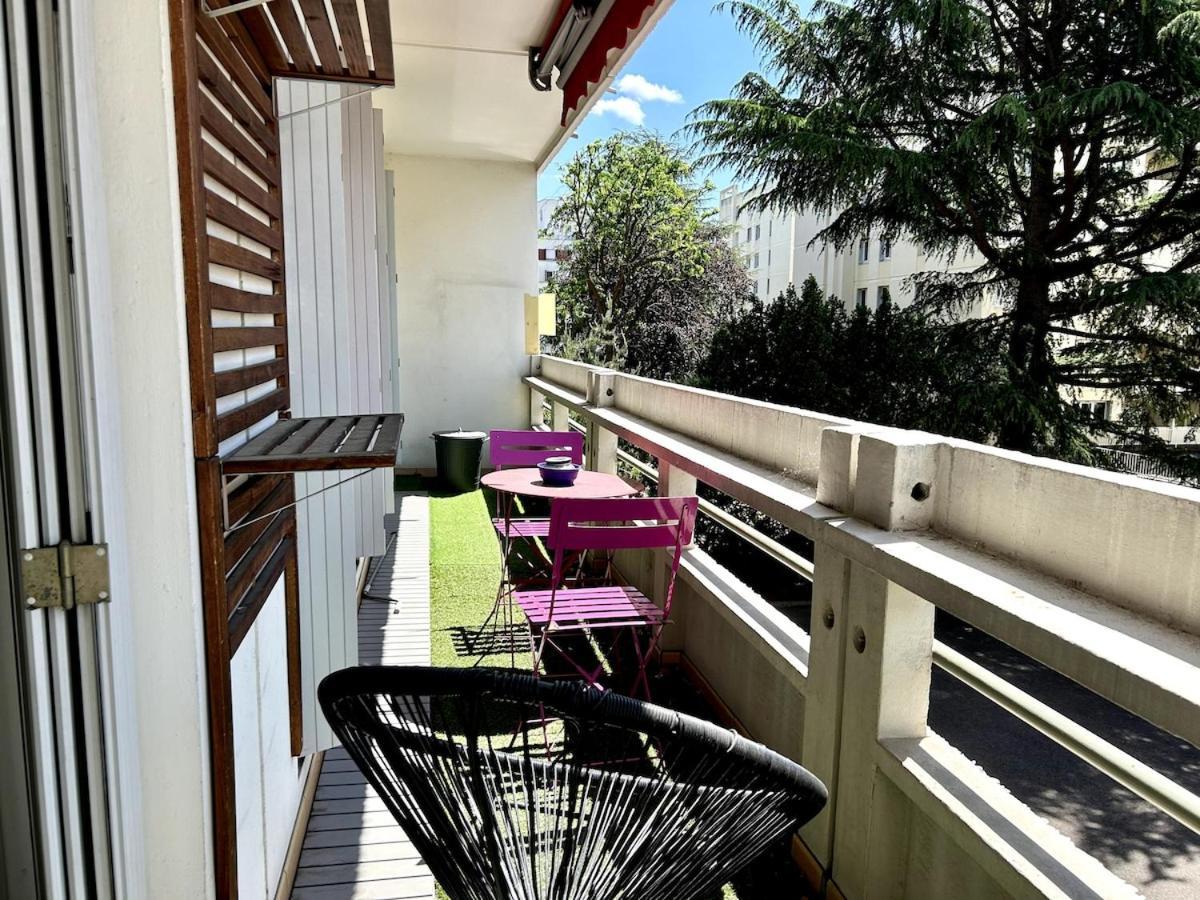 Tony Garnier 2 Bedrooms - Balcony - Parking *
