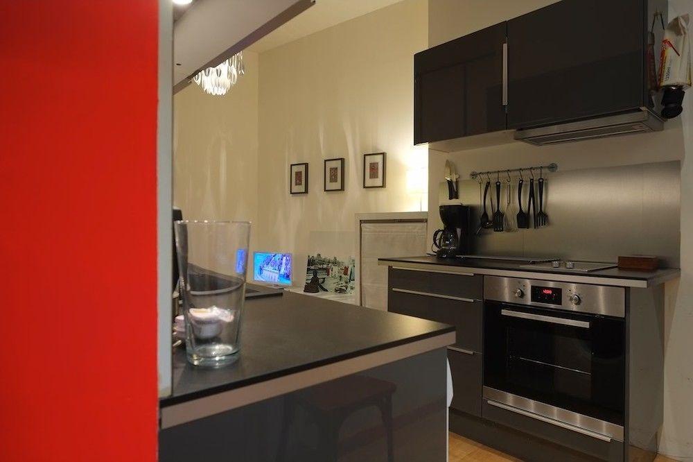 Riva Lofts And Suites