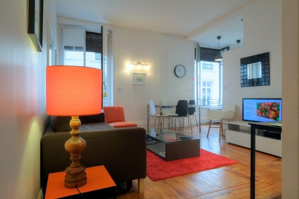Riva Lofts And Suites