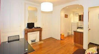 Apartment Ambiance - Ney
