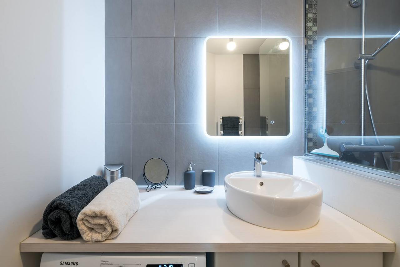 19sisley - Calme & Cosy - 3ch 8p Metro Parking X2 Apartment Lyon