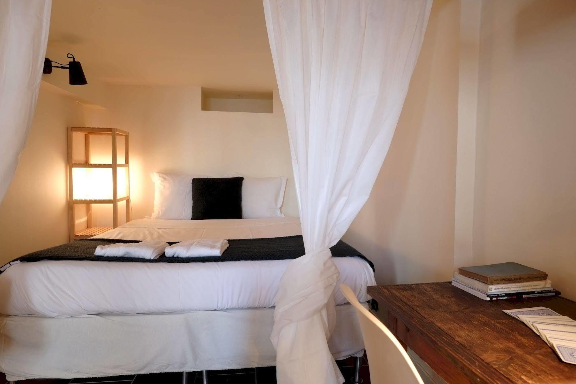 Riva Lofts And Suites Hotel 2*