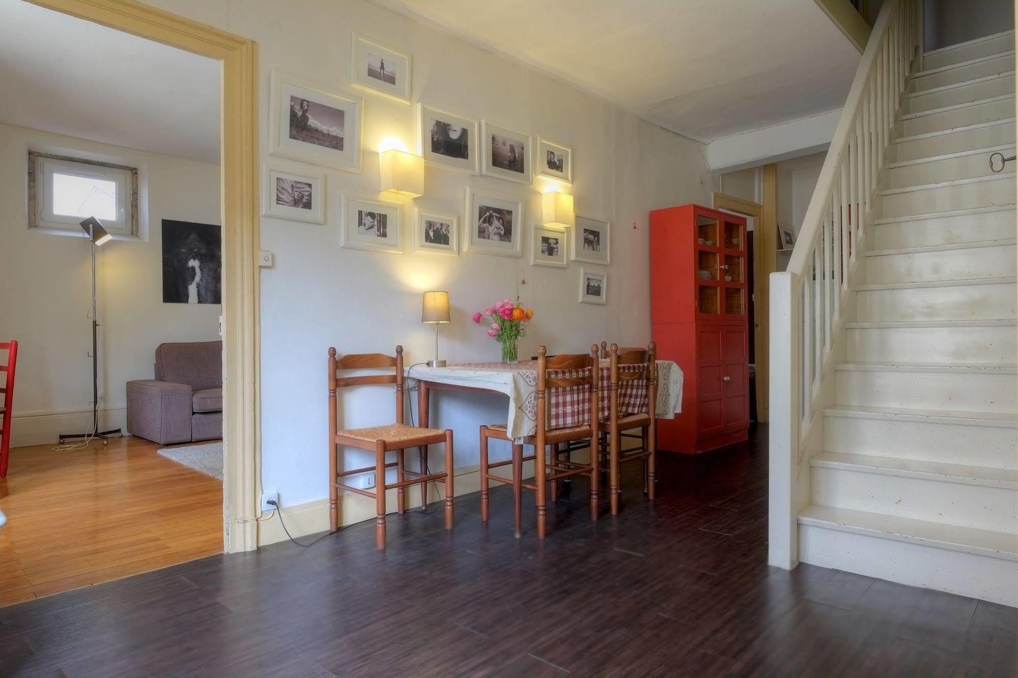 Riva Lofts And Suites Hotel