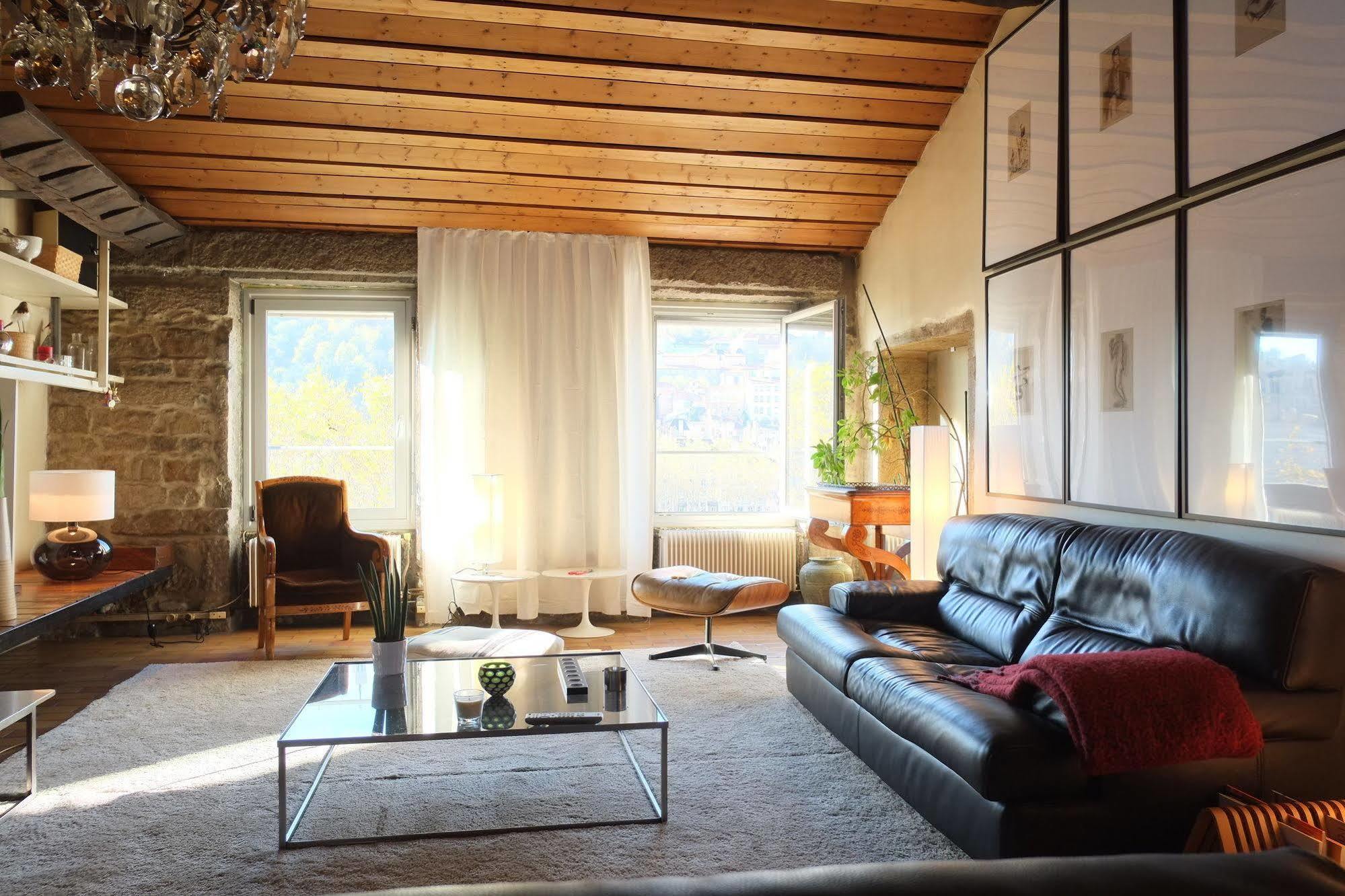 Hotel Riva Lofts And Suites