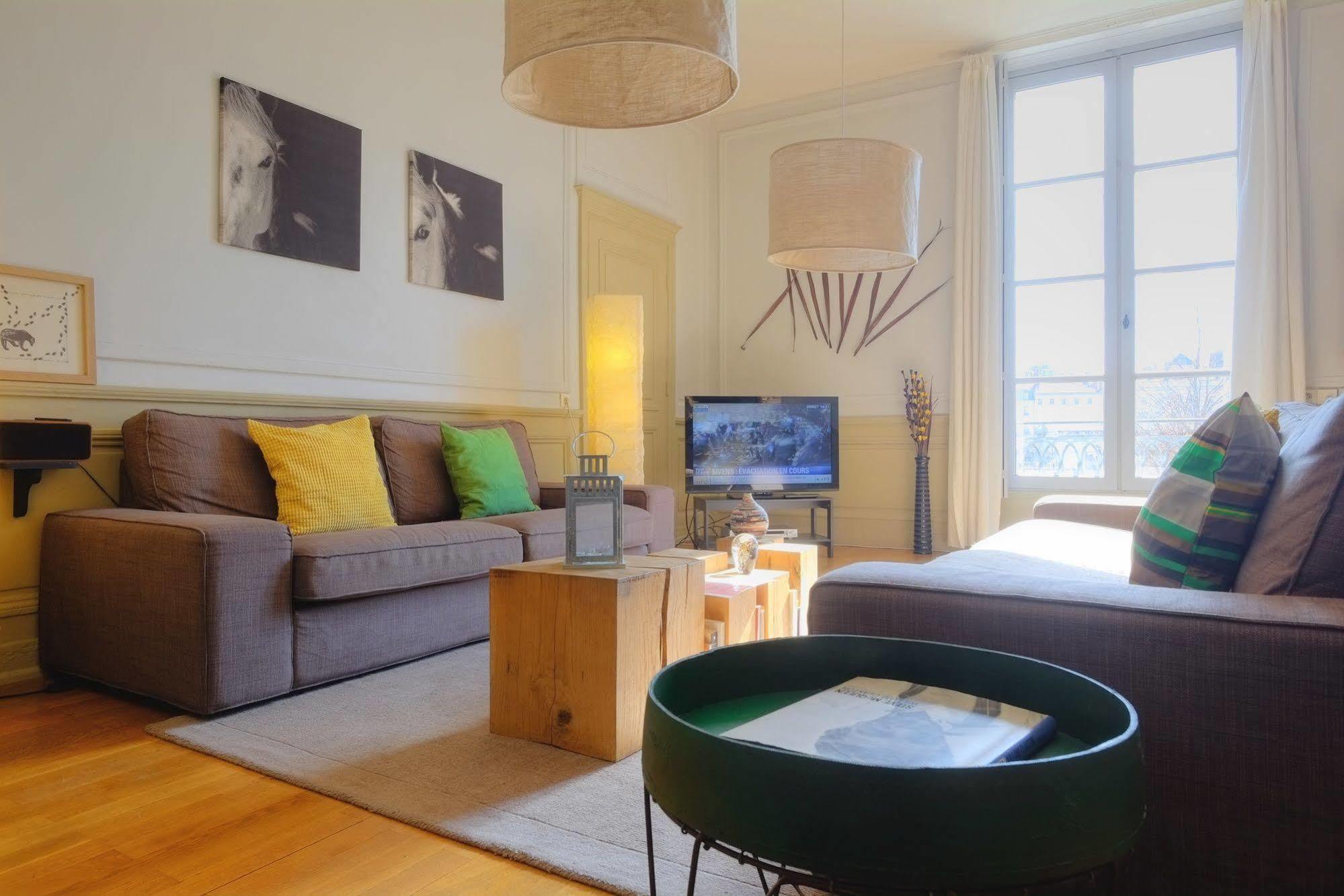 Hotel Riva Lofts And Suites 2*