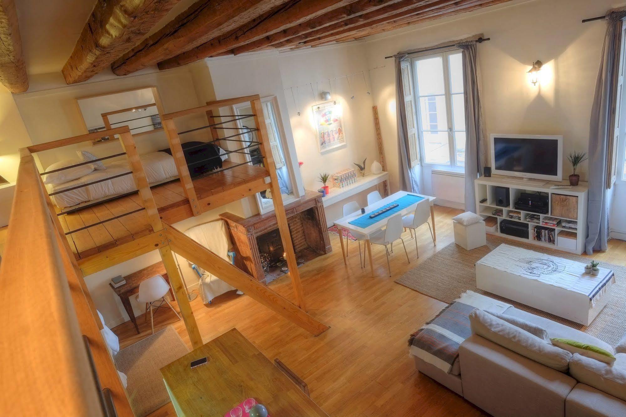 Riva Lofts And Suites Hotel 2*