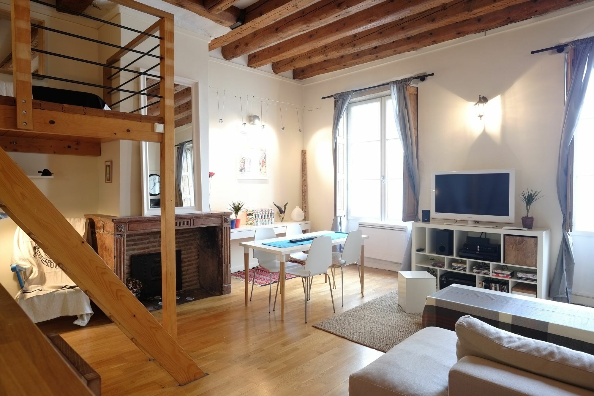 Hotel Riva Lofts And Suites 2*