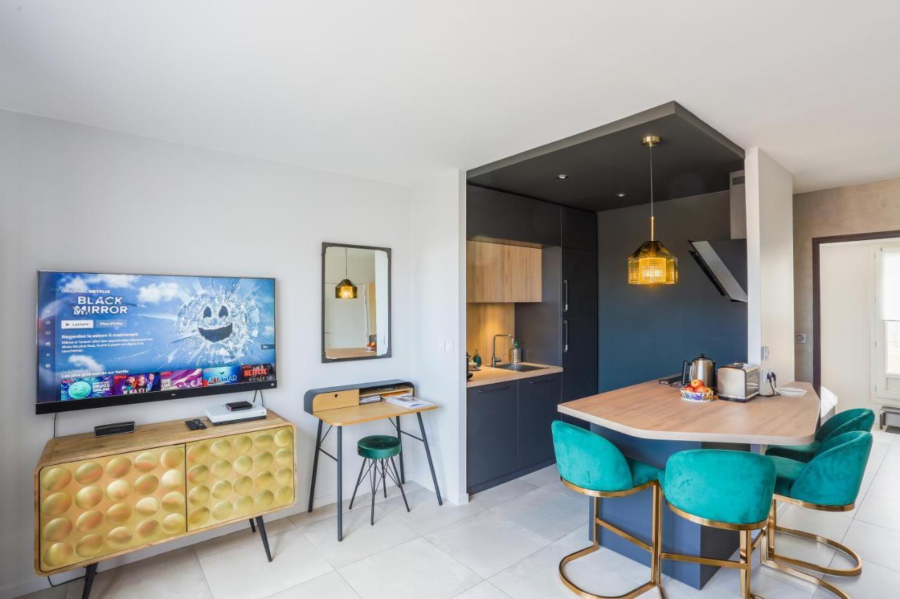 Apartment Au 7e Ciel - Terrasse 50m2, Parking, Clim Lyon